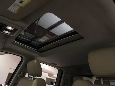 Used 2016 RAM 2500 Laramie w/ Convenience Group image 6