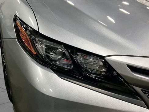 Used 2024 Toyota Camry SE FWD image 28