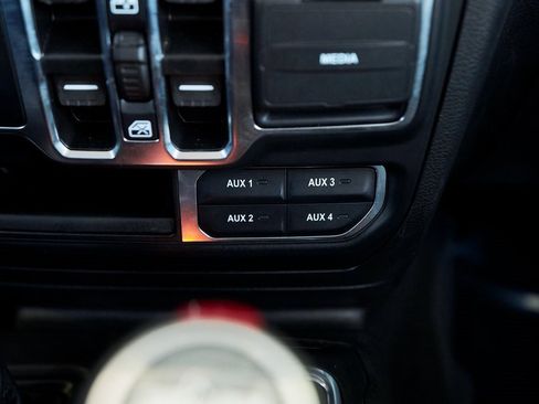 Used 2022 Jeep Wrangler Unlimited Sahara image 48