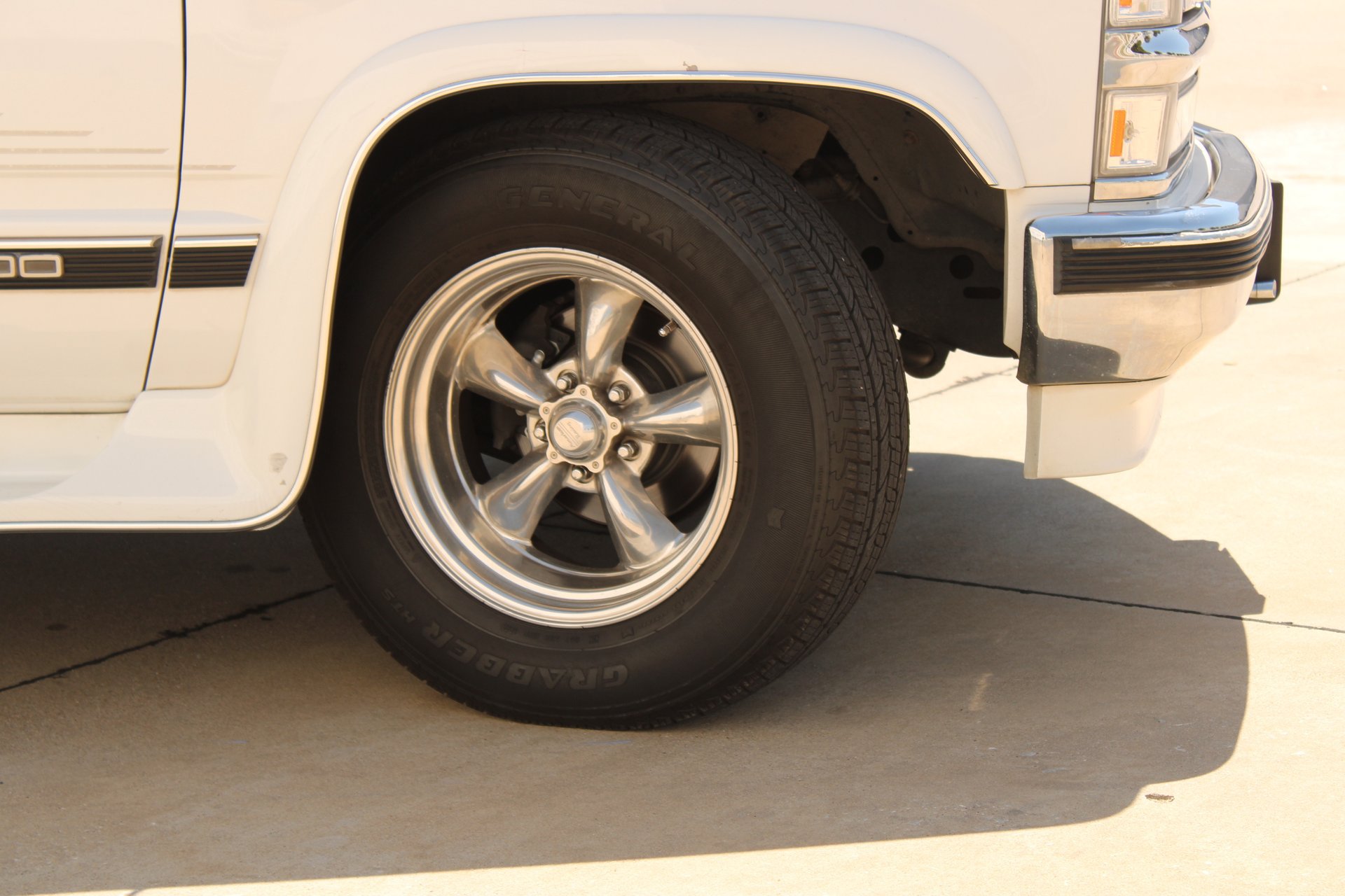 Used 1997 Chevrolet Suburban 2WD w/ Preferred Equipment Group 3 image 35