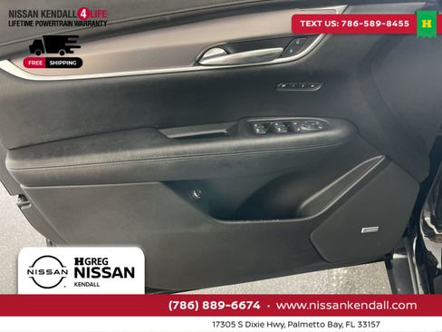 Used 2017 Cadillac XT5 Luxury image 32