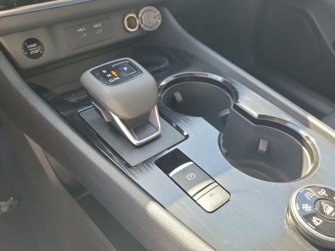 New 2026 Nissan Rogue SV image 38