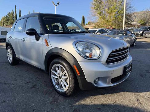 Used 2015 MINI Cooper Countryman FWD image 1