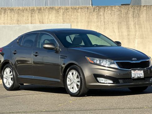 Used 2013 Kia Optima EX w/ Premium Pkg image 5
