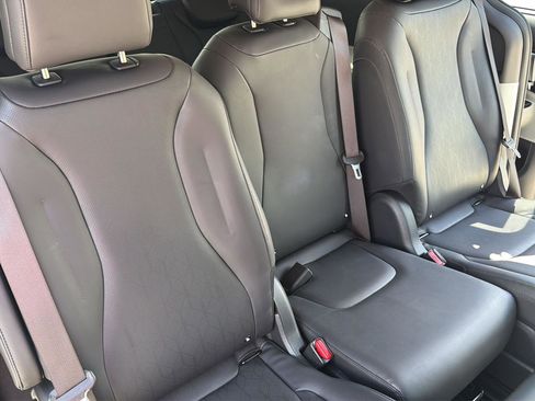 Used 2022 Kia Carnival SX FWD image 41