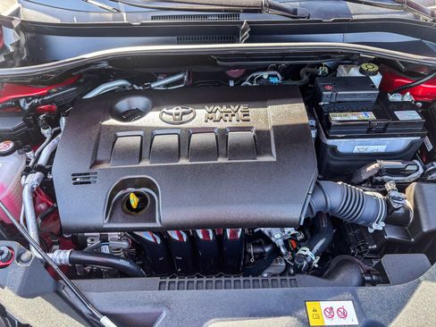 Certified 2022 Toyota C-HR XLE FWD image 14