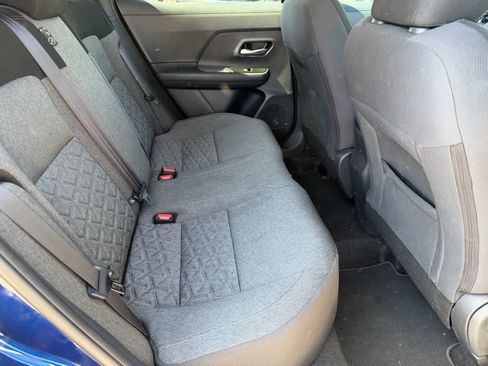 Used 2026 Nissan Kicks SV FWD image 15