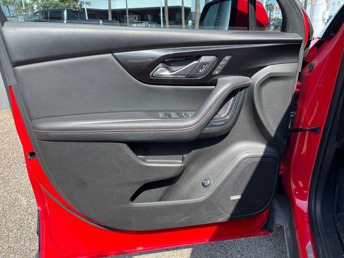 Used 2021 Chevrolet Blazer RS w/ Enhanced Convenience Package image 13