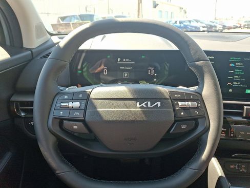 New 2026 Kia Sportage S image 13