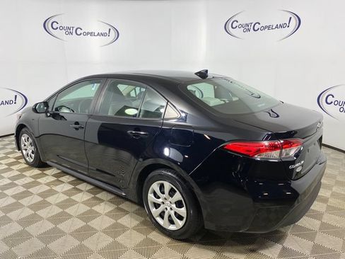 Used 2024 Toyota Corolla LE FWD image 4