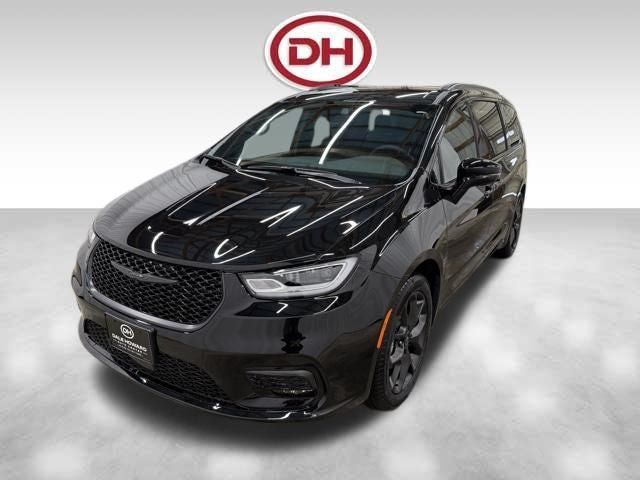 New 2026 Chrysler Pacifica Select w/ S Appearance Package FWD image 8