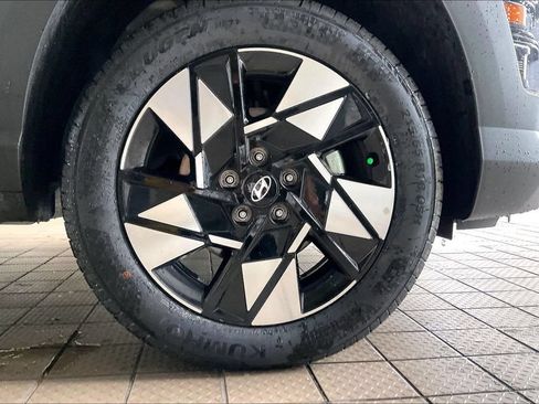 Used 2025 Hyundai Kona SEL AWD/4WD image 33