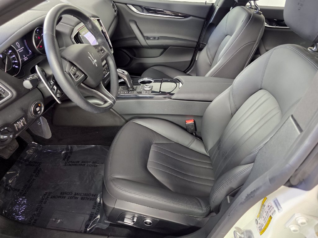 Used 2023 Maserati Ghibli Modena RWD image 9