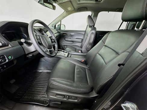 Used 2022 Honda Pilot Special Edition image 17