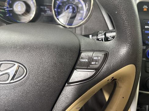 Used 2012 Hyundai Sonata GLS w/ Popular Equipment Pkg FWD image 12
