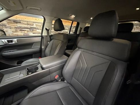 Used 2026 Hyundai Santa Fe SEL AWD/4WD image 14
