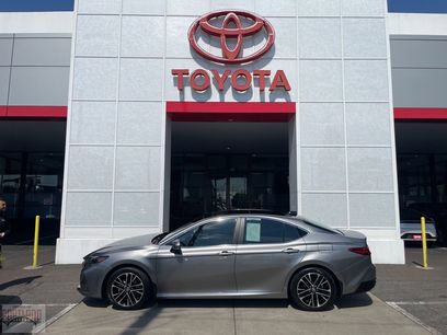 Used 2025 Toyota Camry XLE