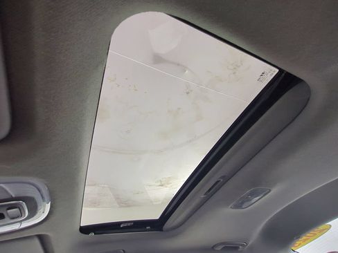 Used 2025 Hyundai Elantra SEL FWD image 22