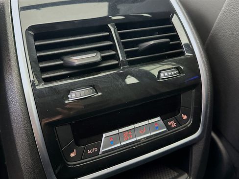 Used 2024 BMW X5 sDrive40i w/ Premium Package image 28