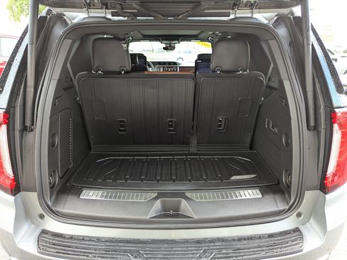 Used 2023 GMC Yukon Denali Ultimate w/ LPO, Floor Liner Package AWD/4WD image 11