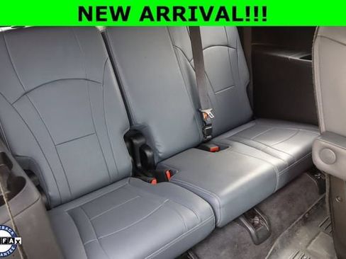Used 2019 Buick Enclave Essence FWD image 20