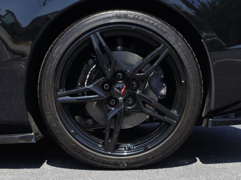 Used 2024 Chevrolet Corvette Stingray Coupe w/ 1LT image 6