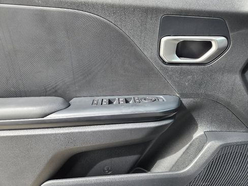 New 2026 Kia K4 LXS image 16