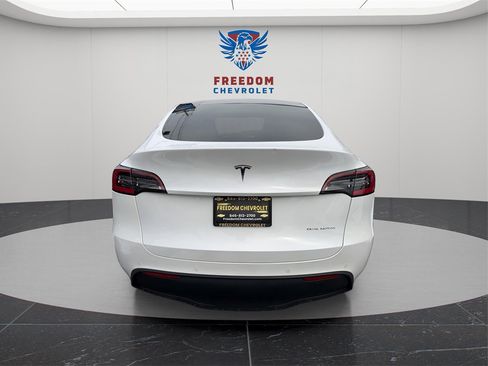 Used 2021 Tesla Model Y Long Range image 5