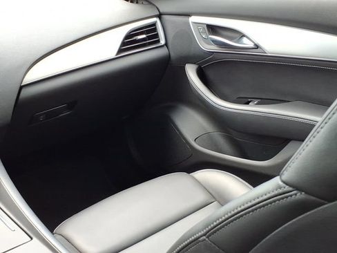 Used 2023 Cadillac CT5 Luxury w/ Cold Weather Package AWD/4WD image 10