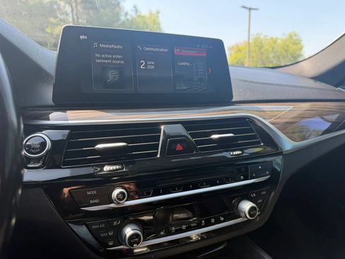 Used 2017 BMW 530i RWD image 22