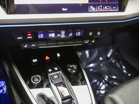 Certified 2023 Audi Q4 e-tron Premium Plus w/ Premium Plus RWD image 25
