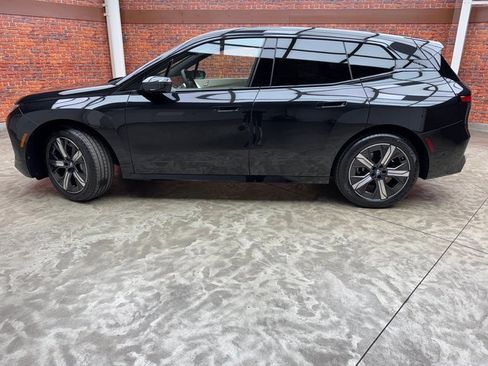 New 2026 BMW iX xDrive45 image 2