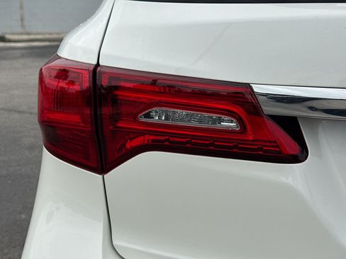 Used 2019 Acura MDX FWD image 10