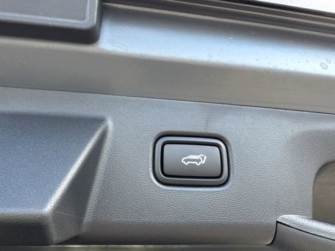 New 2026 Hyundai Tucson Limited image 16