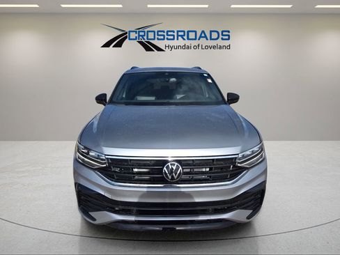 Used 2023 Volkswagen Tiguan SE R-Line image 8