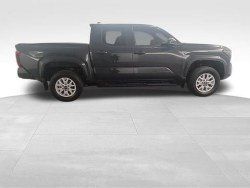 Used 2024 Toyota Tacoma SR5 RWD image 9