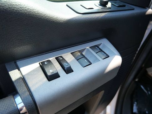 Used 2013 Ford F350 Lariat w/ Chrome Pkg AWD/4WD image 19