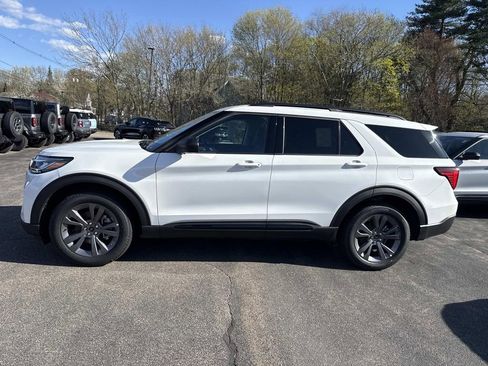 New 2026 Ford Explorer Active w/ Active Comfort Package AWD/4WD image 32
