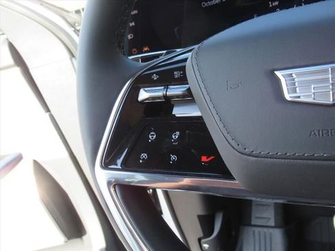 New 2026 Cadillac Vistiq Premium Luxury image 18