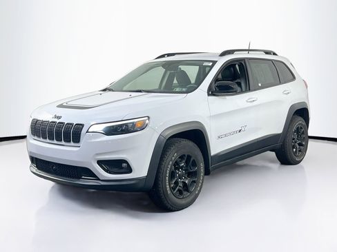 Used 2022 Jeep Cherokee Latitude image 1
