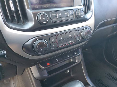 Used 2015 GMC Canyon SLE w/ SLE Convenience Package image 23