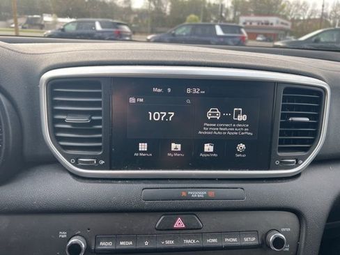 Used 2022 Kia Sportage Nightfall Edition image 6