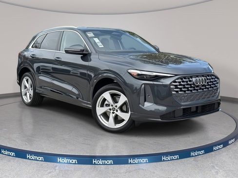 Certified 2025 Audi Q5 2.0T Premium Plus w/ Premium Plus image 1