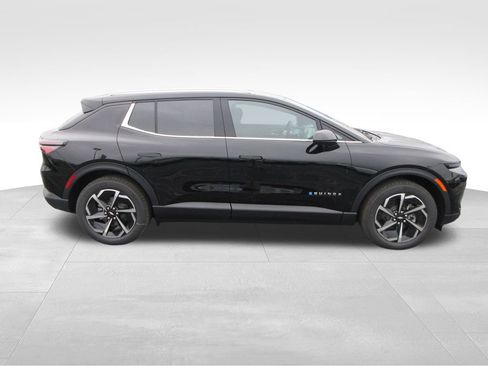 New 2026 Chevrolet Equinox EV LT AWD/4WD image 6