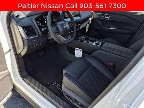 New 2026 Nissan Rogue Platinum w/ Tech Package image 9