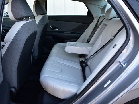 New 2026 Hyundai Elantra Limited FWD image 22