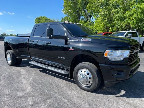 Used 2021 RAM 3500 Big Horn w/ Level 1 Equipment Group AWD/4WD image 2