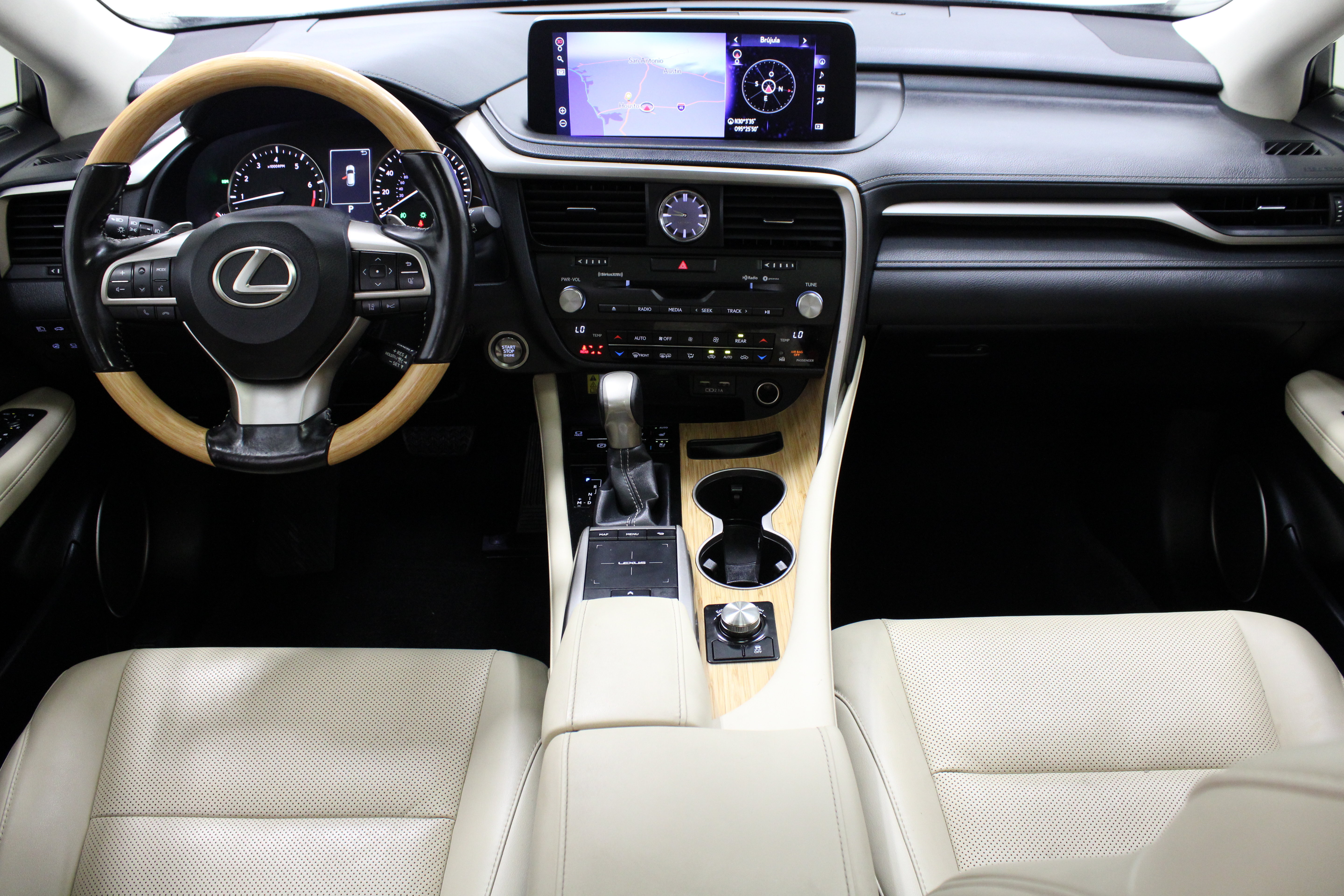 Used 2022 Lexus RX 350L FWD w/ Premium Package image 33