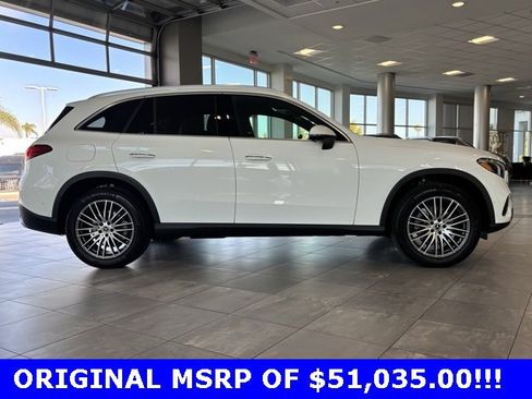 Certified 2025 Mercedes-Benz GLC 300 image 2