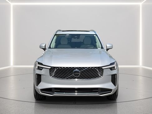 Used 2025 Volvo XC90 T8 Ultra w/ Lounge Package AWD/4WD image 8